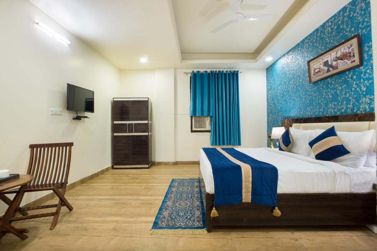 The Alpino Hotel Nuova Delhi Esterno foto