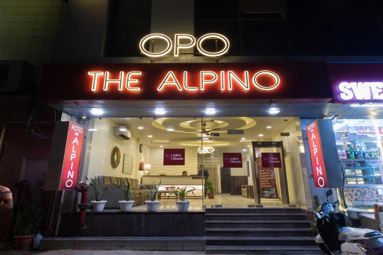 The Alpino Hotel Nuova Delhi Esterno foto
