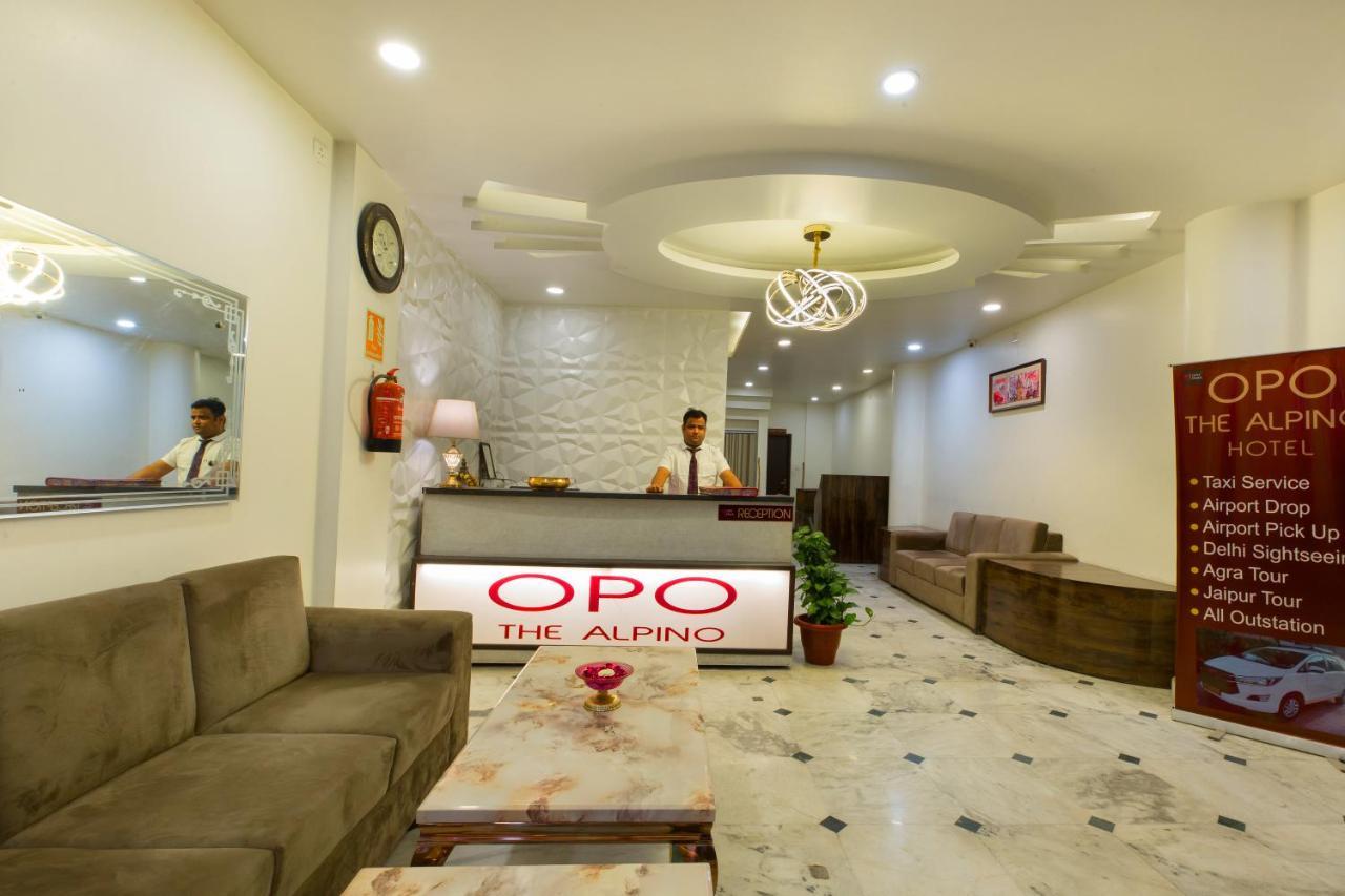 The Alpino Hotel Nuova Delhi Esterno foto