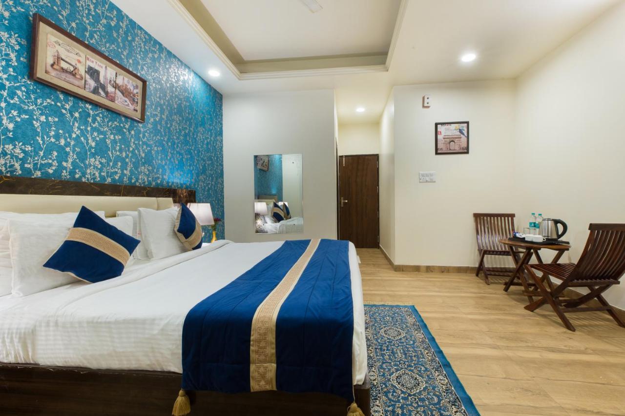 The Alpino Hotel Nuova Delhi Esterno foto
